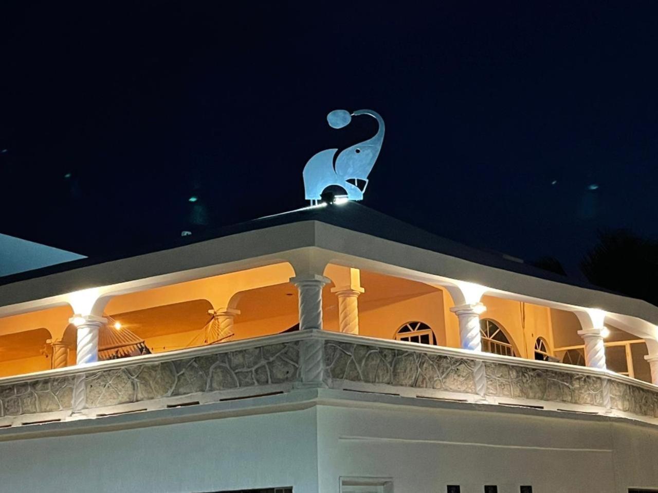 Casa Gajah Hotエル・コージョ エクステリア 写真